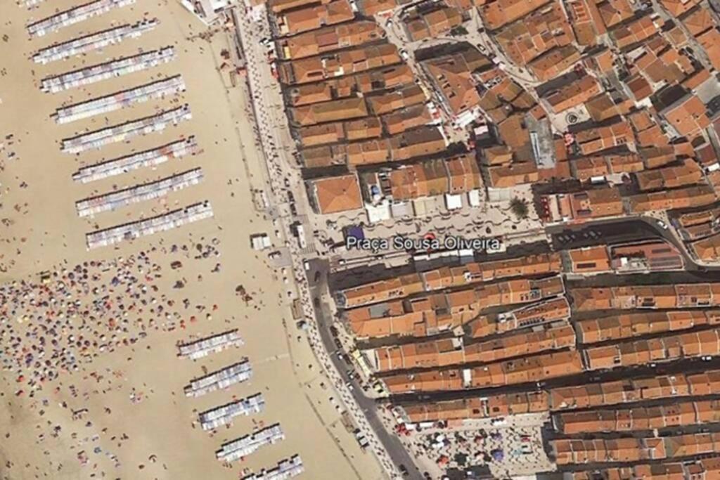 Casa A 50M Da Praia, Zona Central Da 纳扎雷 外观 照片